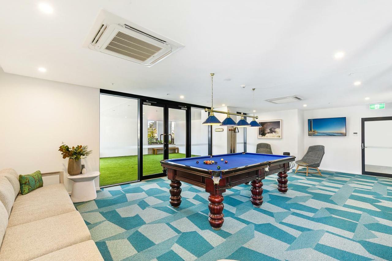 Qube Broadbeach Ocean View Apartments Gold Coast Exterior foto